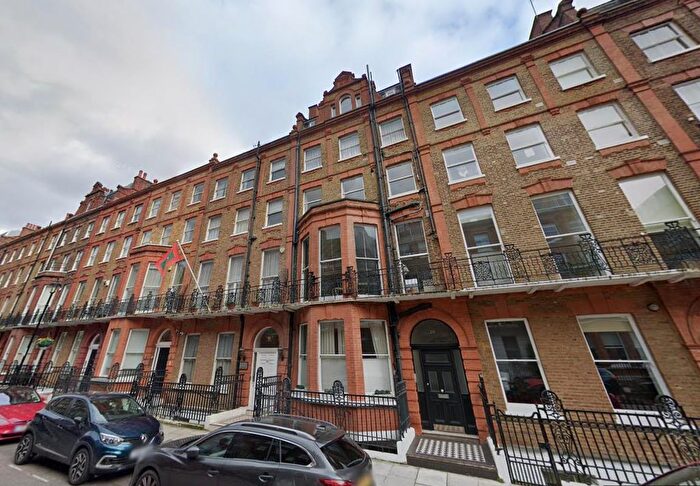 4 Bedroom Flat To Rent In Nottingham Place, London, W1U