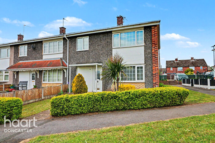3 Bedroom End Of Terrace House For Sale In Larch Drive, Armthorpe, Doncaster, DN3