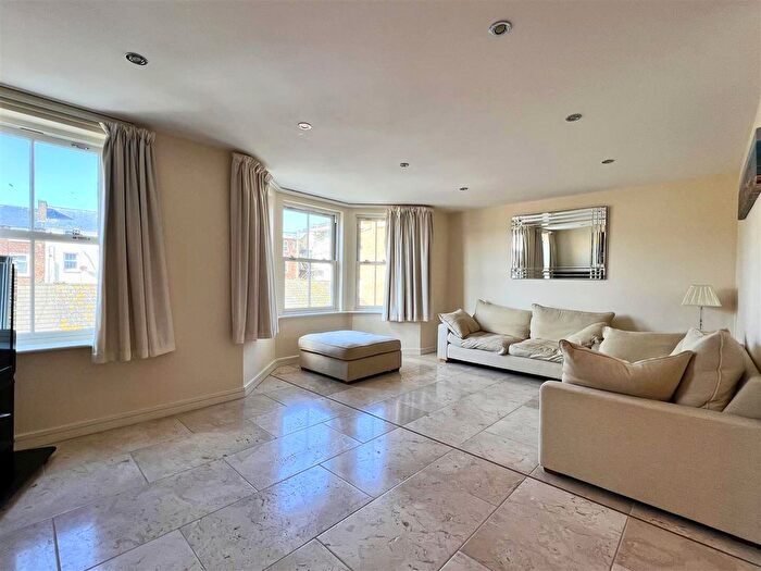 2 Bedroom Flat For Sale In Castle Heights, Marlborough Street, Scarborough, YO12