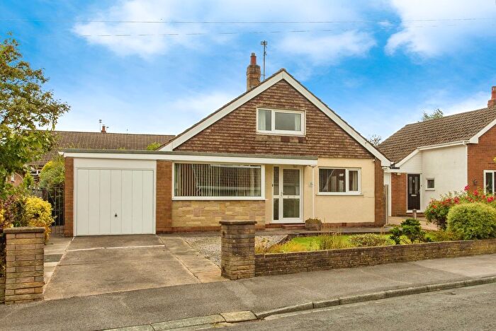 2 Bedroom Bungalow For Sale In Highfield Avenue, Farington, Leyland, Lancashire, PR25