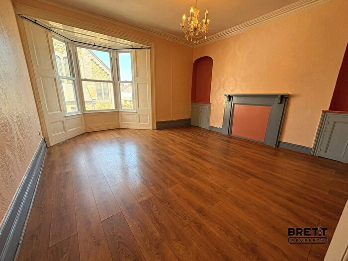 3 Bedroom Flat To Rent In Flat, High Street, Neyland, Milford Haven, Pembrokeshire., SA73