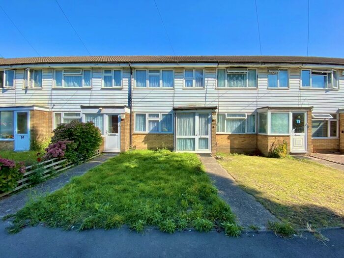 3 Bedroom Property To Rent In Cleave Avenue, Hayes, UB3