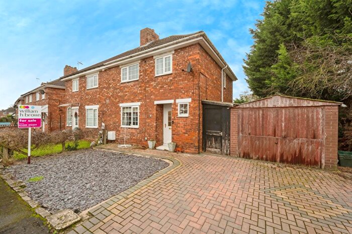 3 Bedroom Semi Detached House For Sale In Oakmoor Road, Moorends, Doncaster, DN8