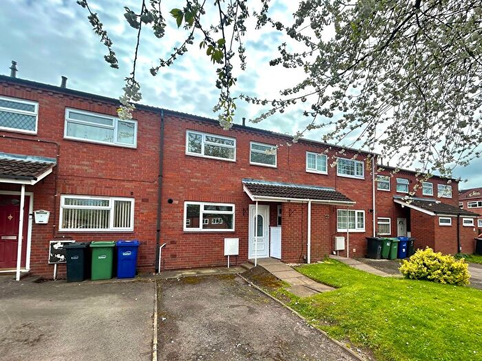 3 Bedroom Terraced House For Sale In Lauder Close, Northway, Sedgley, DY3