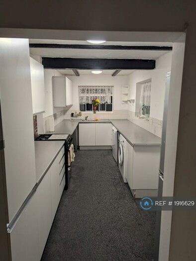 2 Bedroom Terraced House To Rent In Eastney Road, Portsmouth, PO4