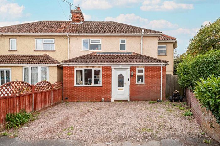 4 Bedroom Semi Detached House For Sale In Hatton Road, Norwich, NR1