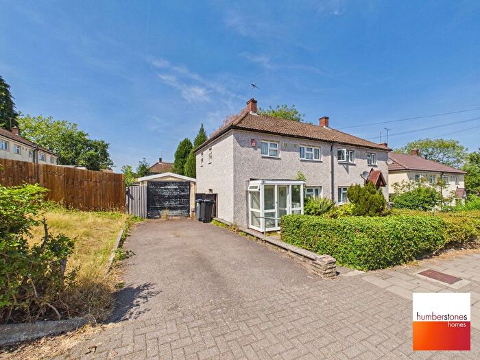 3 Bedroom Semi-Detached House For Sale In Welsh House Farm Road, Birmingham, B32