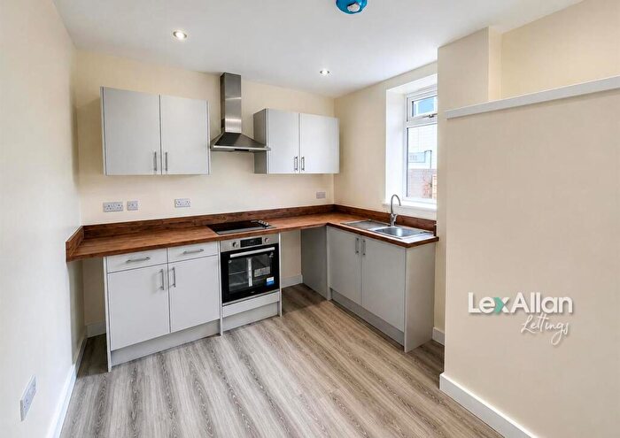 2 Bedroom Flat To Rent In Queensway, Bewdley, DY12