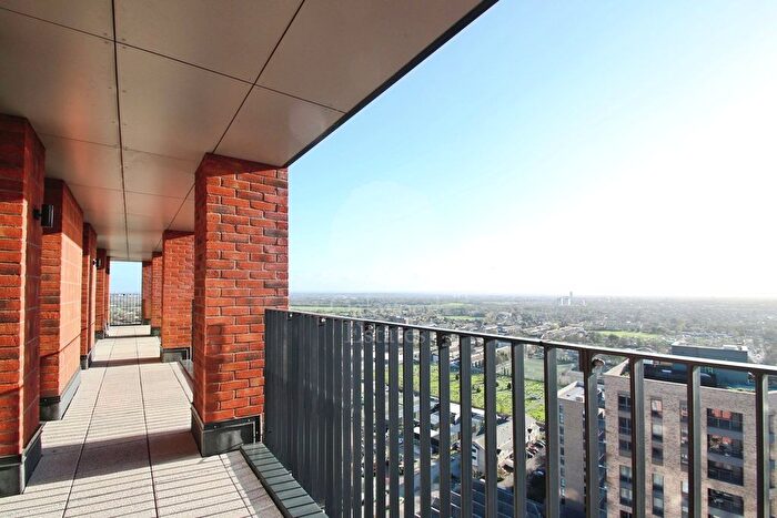 3 Bedroom Flat To Rent In Ashwell House, Healum Avenue, Southall, UB2