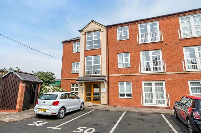 2 Bedroom Flat To Rent In Martins Court, Leeman Road, York, YO26