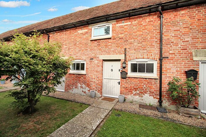3 Bedroom Cottage For Sale In Hamstreet, Ashford, TN26