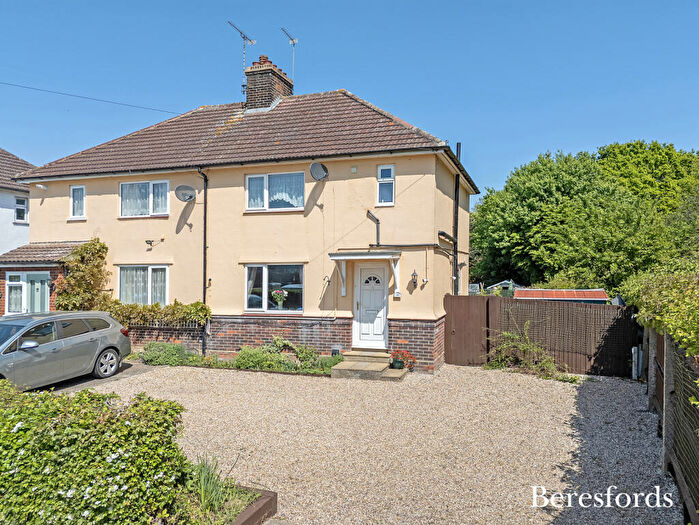 3 Bedroom Semi-Detached House For Sale In Church Road, Mountnessing, CM15