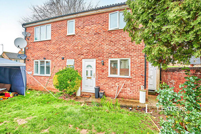 2 Bedroom Flat To Rent In Manor Road, Stansted, CM24