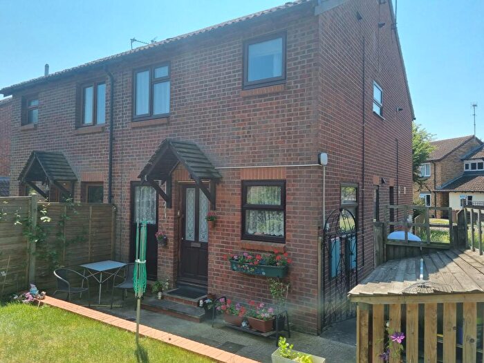 1 Bedroom End Of Terrace House To Rent In Larks Meade, Earley, Reading, RG6