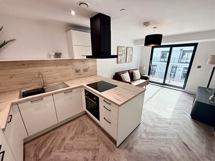 1 Bedroom Apartment To Rent In St. Pauls Square, Birmingham, B3