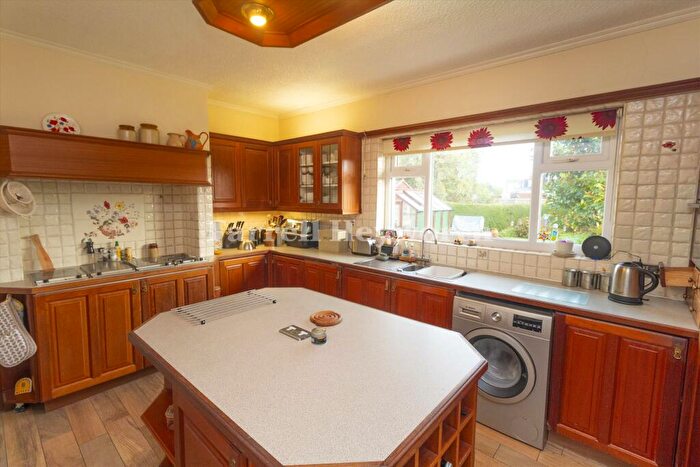 2 Bedroom Bungalow For Sale In Pilling Lane, Preesall, Poulton Le Fylde, FY6