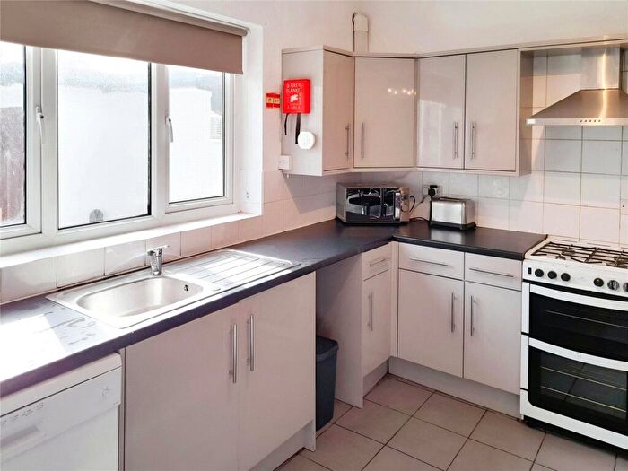 1 Bedroom Property To Rent In Maple Grove, Mutley, Plymouth, Devon, PL4