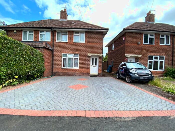 2 Bedroom House To Rent In Croxton Grove, Kitts Green, B33