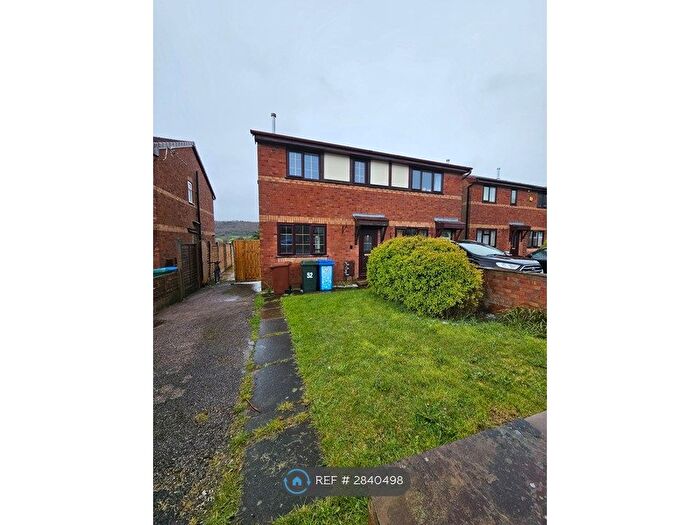 3 Bedroom Semi Detached House To Rent In Pennine Road, Chorley, PR6