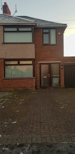 3 Bedroom Semi-Detached House To Rent In Moorhill Road, Leamington Spa, Warwickshire, CV31