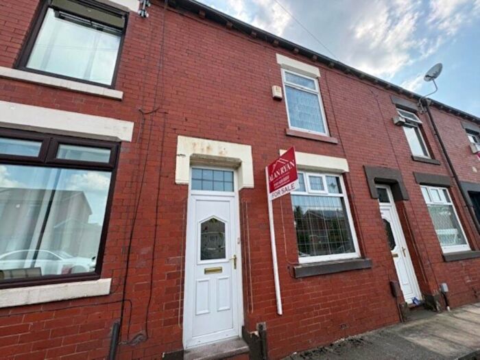 2 Bedroom Terraced House For Sale In Burnley Lane, Oldham, OL9