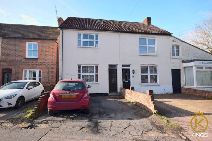 5 Bedroom Semi-Detached House To Rent In Manor Road, Guildford, GU2