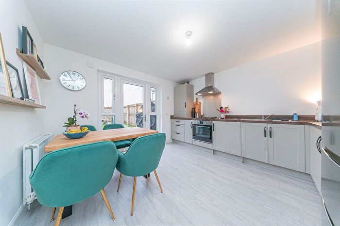 3 Bedroom Terraced House For Sale In Darnley Drive, Winchburgh, EH52