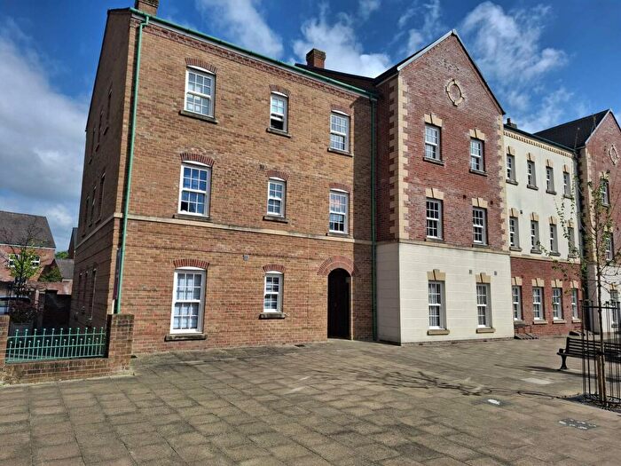 2 Bedroom Apartment For Sale In Staldon Court, Swindon, Wiltshire, SN1