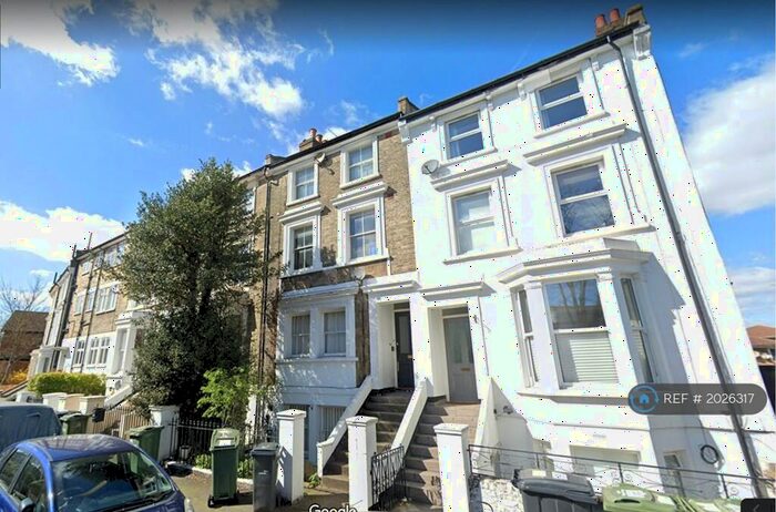 2 Bedroom Flat To Rent In West Dulwich, London, SE21