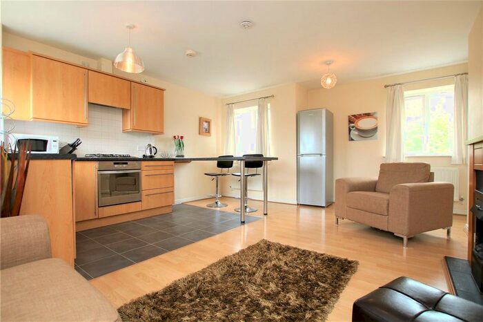 1 Bedroom Flat To Rent In Capital Point, Temple Place, Reading, Berkshire, RG1