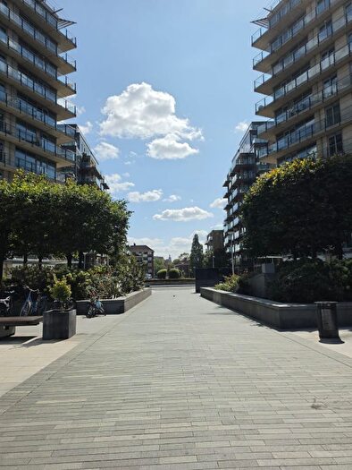 2 Bedroom Flat To Rent In Juniper Drive, Battersea Reach, Wandsworth, SW18