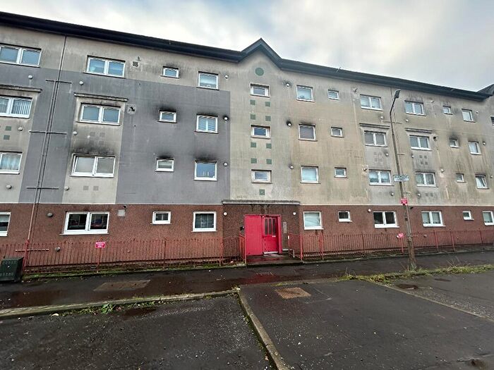 3 Bedroom Flat To Rent In Rosemount Street, Blochairn, Glasgow, G21