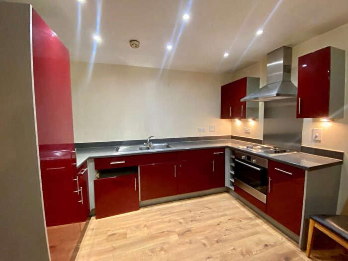 2 Bedroom Flat To Rent In Taywood Road, Northolt, UB5