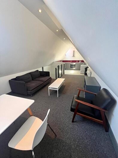 2 Bedroom Apartment To Rent In Eaton Crescent, Uplands, Swansea, SA1