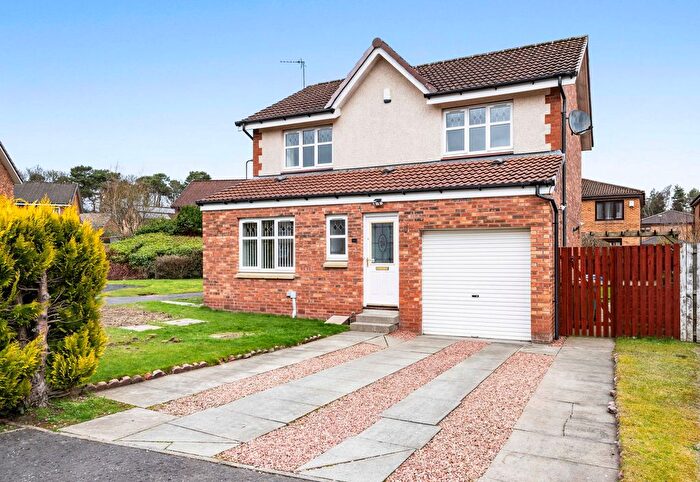 3 Bedroom Detached House For Sale In Lady Place, Livingston, EH54