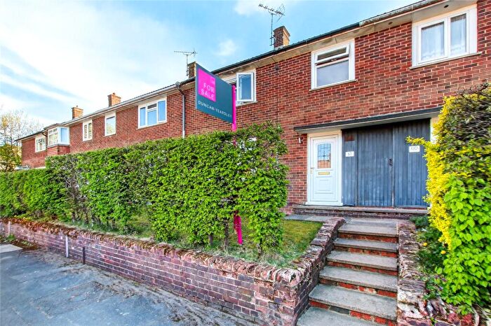 3 Bedroom Terraced House For Sale In South Lynn Crescent, Bracknell, Berkshire, RG12