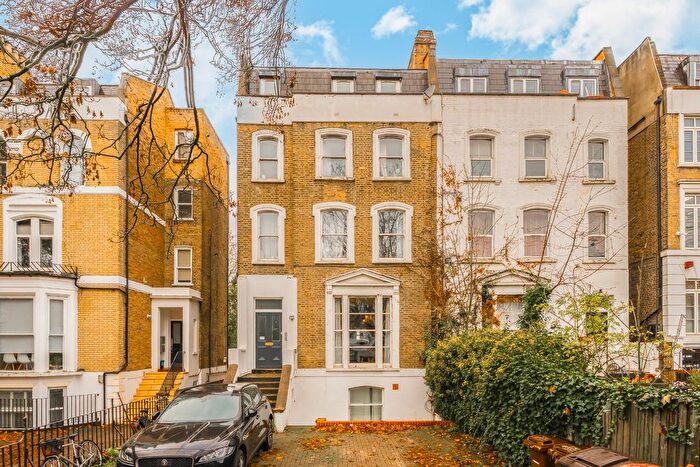 2 Bedroom Flat To Rent In Stamford Hill, London, N16