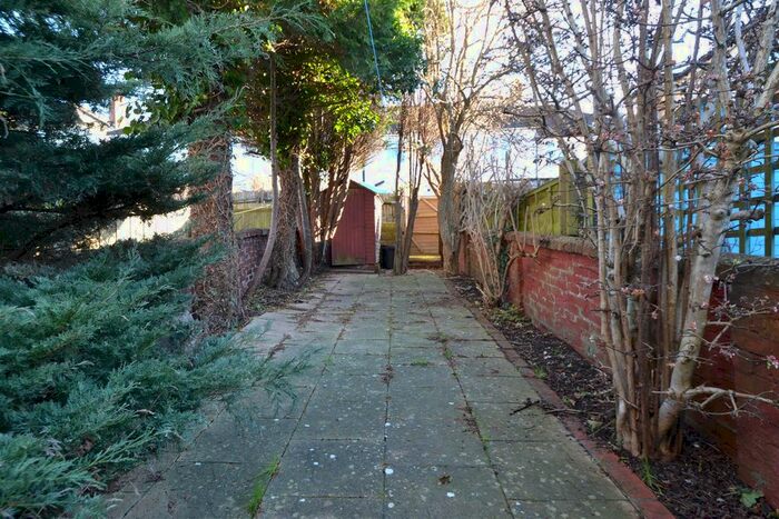 3 Bedroom Flat To Rent In Buller Road, Brighton, BN2