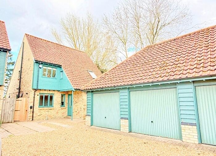 4 Bedroom Detached House To Rent In Parsonage Barns, Bottisham, Cambridge, CB25
