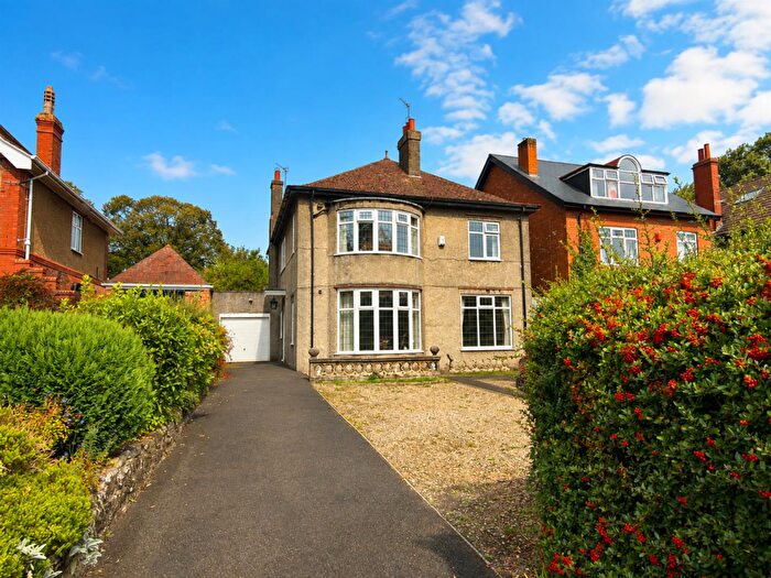 5 Bedroom Detached House For Sale In Cleveland Avenue, Darlington, DL3
