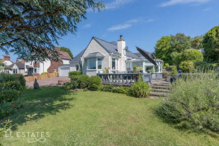 3 Bedroom Detached Bungalow For Sale In Talton Crescent, Prestatyn, LL19