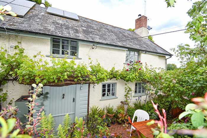 3 Bedroom Detached House For Sale In Upton Pyne, EX5