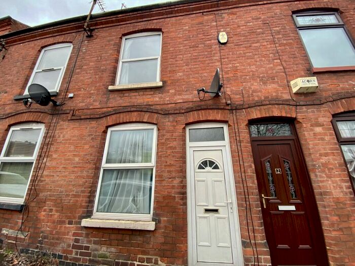 2 Bedroom House To Rent In High Church Street, New Basford, NG7