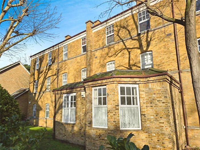 1 Bedroom Flat For Sale In Avonley Road, London, SE14