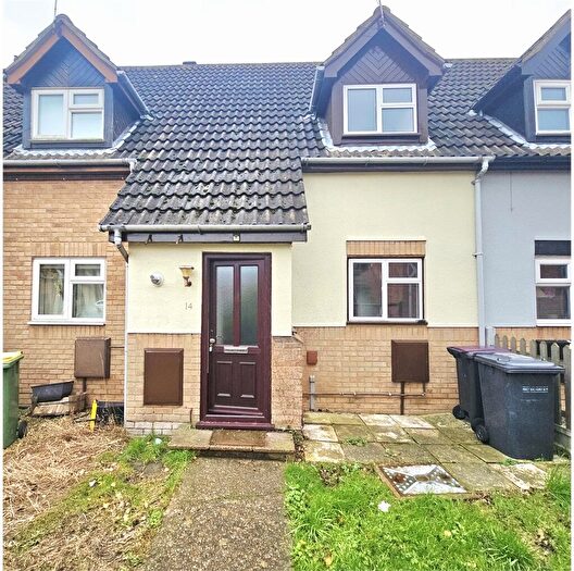 2 Bedroom Terraced House For Sale In Adams Glade, Rochford, Rochford, SS4