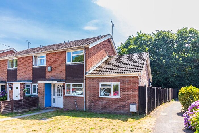 3 Bedroom End Of Terrace House To Rent In Whyteways, Eastleigh, Hampshire, SO50
