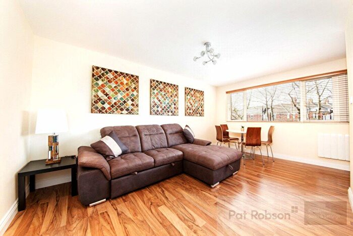 1 Bedroom Apartment To Rent In Lonsdale Court, Jesmond, Newcastle Upon Tyne, NE2
