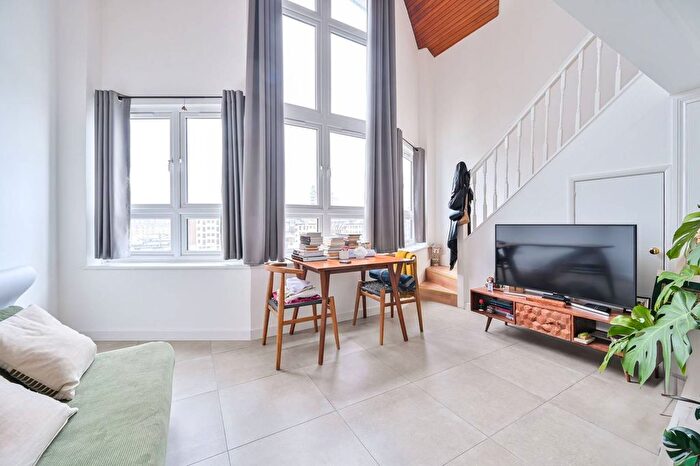 1 Bedroom Flat To Rent In Finland Street, Canada Water, London, SE16