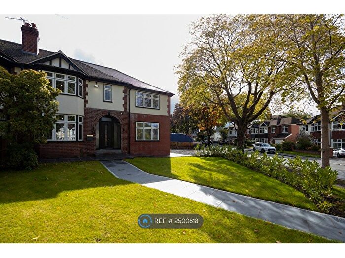 5 Bedroom Semi-Detached House To Rent In Beresford Crescent, Newcastle-Under-Lyme, ST5