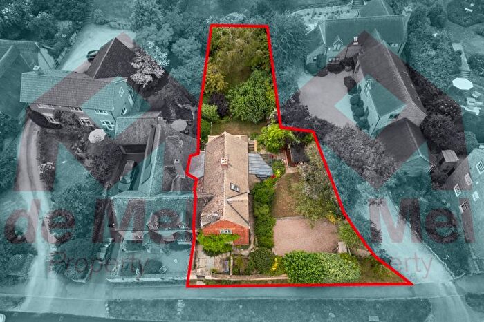 4 Bedroom Semi-Detached House For Sale In Elmley Road, Ashton-Under-Hill, WR11